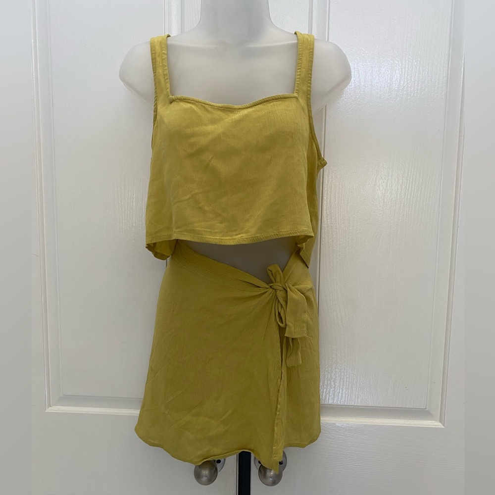 Nasty Gal Yellow Two-Piece Crop Top and Skirt Set Sz S